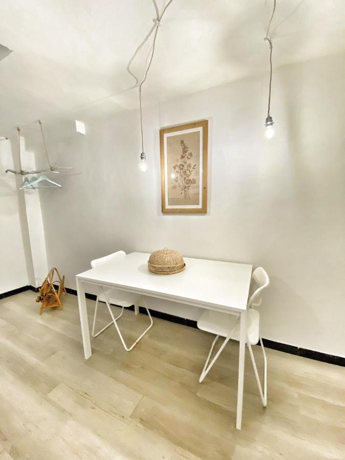 Appartamento Omarea - Imperia Esterno foto